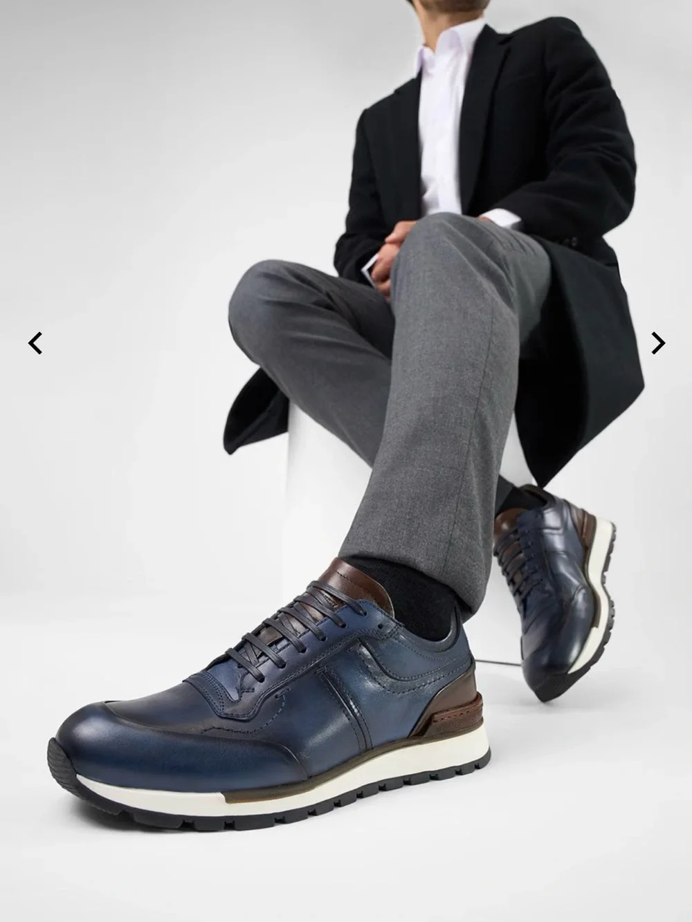 Men's Navy Leather Sneakers